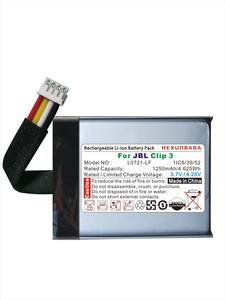 بمشبك مكبر صوت JBL Clip3 3 3 3 رمال MLP553851 - Product Image 2