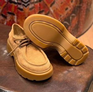 Zapatos retro de gamuza tipo canguro para hombre, suela gruesa, cuero vacuno genuino, con cordones, estilo británico vintage, plataforma, casuales, para uso diario. - Product Image 3
