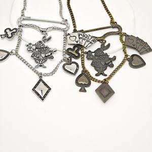 ヴィンテージ アリス・イン・ワンダーランド ネックレス、ブロンズトーン ウサギとポーカーシンボル ペンダントチョーカー、レトロ パンク ユニークなパーティー ジュエリー（女性向け） - Product Image 5