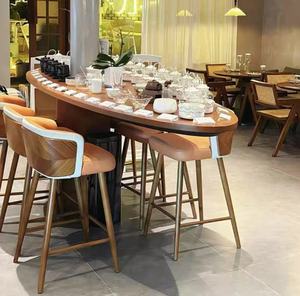 Taburetes de Bar de cuero vintage, taburetes de restaurante, sillas de Bar para cocina, diseño nórdico, madera de nogal para café, Silla sólida moderna y <span class=keywords><strong>Casino</strong></span> - Product Image 5