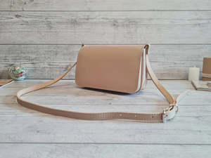 Bolso Bandolera Personalizado de Cuero Genuino Marrón, Impermeable, para Mujer, Duradero, Ligero, con Capacidad de 3L+, Hecho a Mano, Regalo de Boda - Product Image 3