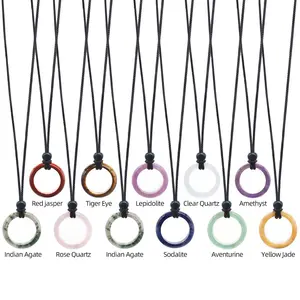 Groothandel Natuursteen Gesneden Ring Ketting Roze Kwarts Genezing Kristal Ronde Hanger Eenvoudige Charme Ketting Sieraden