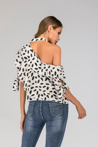 <span class=keywords><strong>Camicetta</strong></span> da donna estiva europea e americana <span class=keywords><strong>con</strong></span> spalle asimmetriche Sexy scava camicia in Chiffon elegante <span class=keywords><strong>camicetta</strong></span> da ufficio - Product Image 6