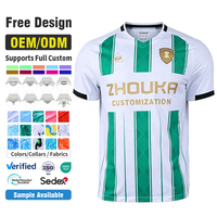 Großhandel Maßgeschneiderte Polyester Atmungsaktive Herren V-Ausschnitt Fußballtrikots Sublimations-Streifen Vintage Team-Uniform Fußballshirt Lieferant
