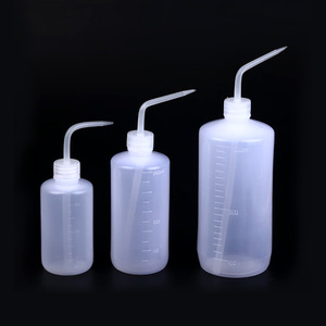 Botella de Lavado de Plástico PE Degao de 150ml, 250ml, 500ml y 1000ml con Boquilla Curva para Enjuague y Dispensación de Líquidos de Laboratorio - Product Image 4