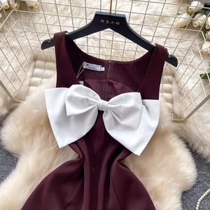2026 New Summer Vintage Bow Slim <b>Jumpsuit</b> for Women Sleeveless High Waist <b>Short</b> <b>Jumpsuit</b> Wholesale - Product Image 3