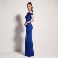 35688 #   Robe de soirée en satin à épaules dénudées avec fleurs 3D et fente haute, collection 2026