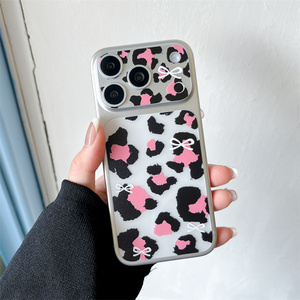 Linda funda de cristal para cámara de teléfono con diseño de leopardo y lazo para iPhone 17 16 Pro Max, láminas adhesivas de conejo y gato, funda de lente de dibujos animados de EPU - Product Image 4