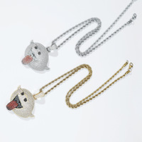 Collier Hip-Hop Unisexe Thème Halloween avec Breloque Fantôme Mignon et Étrange Entièrement Sertie de Zircons Cubiques en Laiton – Vente en Gros