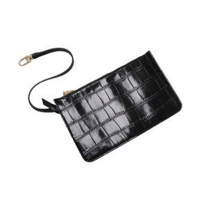 Conjunto de Bolsos de Negocios 2 en 1 de Gran Capacidad para Mujer con Bolsa Adicional y Patas Metálicas - Product Image 4