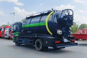Nouveau camion de nettoyage et d'aspiration des eaux usées Dongfeng 4x2 manuel diesel haute pression, camion-citerne à vide pour le nettoyage des déchets liquides - Product Image 4