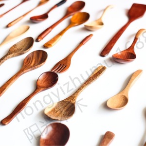 Ensemble de cuillères en bois à long manche, petites cuillères de style japonais pour mélanger le miel, le café et les salades, couleur unie, lavage à la main uniquement - Product Image 2