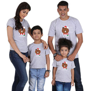 De dibujos animados de manga corta impresas de manga corta familia llevan casarse Navidad camiseta - Product Image 2