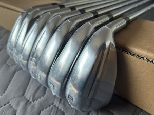 Vente flash : Têtes <span class=keywords><strong>de</strong></span> fer à repasser <span class=keywords><strong>de</strong></span> golf chinoises 790, poignée en caoutchouc, lame en acier inoxydable forgé, 4-P, droitier/gaucher, ensemble <span class=keywords><strong>de</strong></span> clubs <span class=keywords><strong>de</strong></span> golf pour hommes - Product Image 5