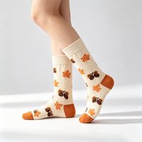 Chaussettes personnalisées pour Thanksgiving, motif citrouille, feuille d'érable, écureuil, chaussettes décontractées pour cadeau de fête, étiquette privée
