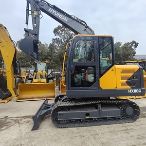 Mini-excavatrice sur chenilles d'occasion Hyundai EC80 de 8 tonnes avec godet de 0,4 m³ de capacité, à bas prix et en bon état de marche - Product Image 1