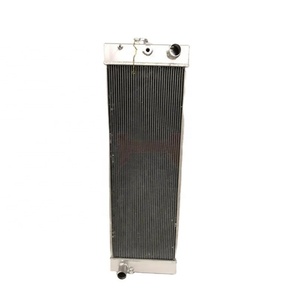 Pièces d'excavateur SK350-8, réservoir d'eau du radiateur LC05P00043S001 - Product Image 1