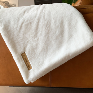 Vente en gros de couvertures en <span class=keywords><strong>polaire</strong></span> corail King Queen Size Couverture en <span class=keywords><strong>polaire</strong></span> en flanelle douce et antistatique pour l'hiver - Product Image 4