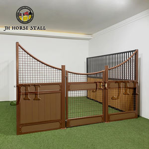 Boîtes d'équipement préfabriquées durables pour chevaux Structure en acier Stalle pour chevaux Portes à panneau avant Écurie pour chevaux de grange pour fermes - Product Image 3