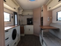 Caravane de voyage moderne en aluminium XISHUNLONG |   Caravane familiale à double essieu avec salle de bain |   Camping-car léger pour 4 personnes pour les aventures en plein air