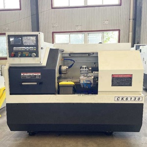 Modèle de <span class=keywords><strong>tour</strong></span> CNC CK6130 avec <span class=keywords><strong>mandrin</strong></span> manuel <span class=keywords><strong>à</strong></span> tourelle <span class=keywords><strong>à</strong></span> 4 stations et contre-pointe - Product Image 5