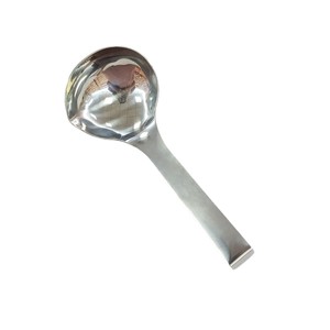 Louche à soupe en acier inoxydable 304 avec bec verseur, grande cuillère pour fondue pour la maison et la restauration, cuillère de cuisson et de service - Product Image 5