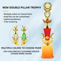 Trophées en plastique portables de Wenzhou, imprimés en typographie, design pyramidal, pour événements sportifs et cadeaux de bienvenue pour enfants