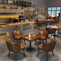 Ensemble table et chaises en bois avec banquette en cuir marron pour restaurant de fruits de mer et café, idéal pour l'ameublement commercial