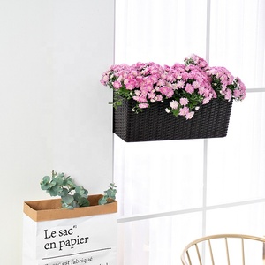 Rattan Surface Plastic Planter Pots Window Box Self-Watering Planter