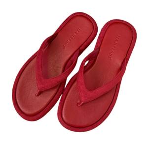 Nouvelles sandales tongs rouges d'été 2026 style vacances pour femmes, à semelle épaisse, pour la plage et l'extérieur - Product Image 5