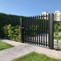 Clôture en aluminium avec une construction solide et une longue durée de vie, solution de protection extérieure personnalisable