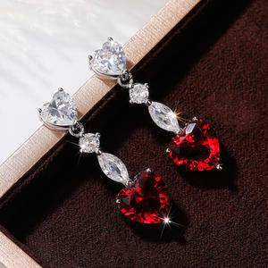 Boucles d'oreilles élégantes en forme de cœur, en argent 925, cristal rubis, bijoux de mariage pour femmes, style romantique, serti de griffes - Product Image 3