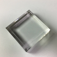 OEM-Kundenspezifischer Mineralien-Präsentationsständer für Souvenirläden und Museen – Kleiner Massiver Polierter Acrylblock mit Abgeschrägter Kante