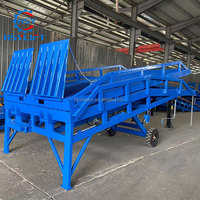 Rampe de chargement mobile hydraulique pour chariot élévateur, capacité de 1 à 15 tonnes, déchargement de conteneurs