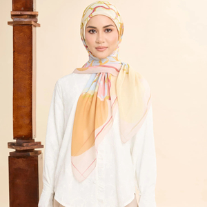 Chal Hijab de gasa con estampado de lujo, tela suave ventilada, diseños elegantes de letras de hojas, longitud cuadrada personalizada para todos los días musulmanes - Product Image 1