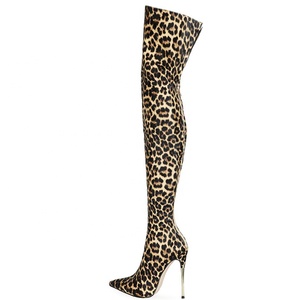 รองเท้าบูทผู้หญิงสีลายเสือดาวพิเศษสำหรับฤดูหนาว แบบสวมสูงเหนือเข่า หัวแหลม ส้นสูงบาง สไตล์แฟชั่นตะวันตก รองเท้าสไตล์สตรีท - Product Image 2