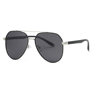 Gafas de sol SPOEN Aviator con montura metálica polarizadas UV400 para hombres que conducen - Product Image 5