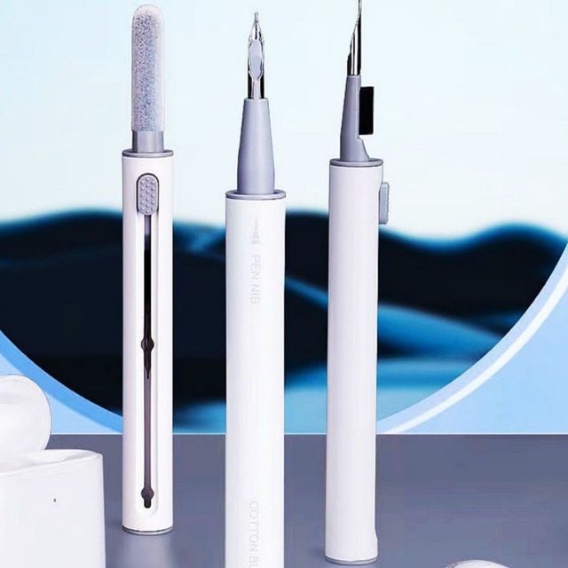 Cleaner Kit for Airpods,Earphone Cleaning Pen,Cleaning Tool with Brush for Wireless Earphones Bluetooth Headphones Camera iPhone