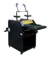 Machine à plastifier le papier semi-automatique pneumatique anti-ondulation SMFM-650D 390 mm, plastifieuse rapide feuille à feuille pour emballage bois