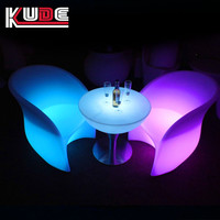 Table de bar LED basse de 56 cm, mobilier de bar LED à changement de couleur pour patio, maison, jardin, tables à cocktails pour événements