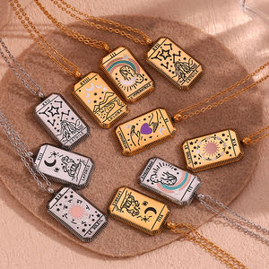 Y126 Vente en gros Collier <span class=keywords><strong>De</strong></span> Acero Inoxidable PVD 18k Plaqué or La Luna Carré Émail Tarot Carte Pendentif Bijoux <span class=keywords><strong>de</strong></span> mode Colliers - Product Image 1