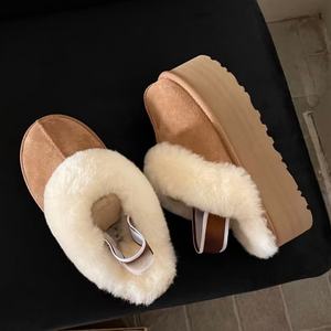 Chaussures d'hiver pour femmes de luxe, de haute qualité, respirantes, légères, confortables, chaudes, personnalisées, Uggs, neige, épaisses - Product Image 2