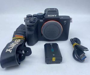 Sensor BSI-CMOS de Fotograma Completo de Alto Rendimiento Usado, Estabilización de Imagen con Sensor de 5 Ejes, A7 M4/A7 IV WIFI, Pantalla de 3.0 Pulgadas, SD Media - Product Image 1