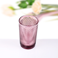 Verre à eau rose en verre gaufré diamant vintage en gros, pour boire et comme porte-bougie, décoration de table à domicile