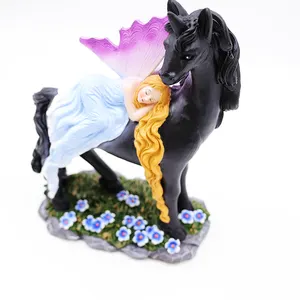 OEM hogar jardín decoración miniatura 3D figura estatua resina personalizada artesanía hermosa Hada mística y figuritas de unicornio negro