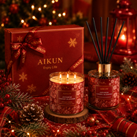 Pabrik AIKUN Grosir Set Lilin Aroma Kedelai dan Reed Diffuser Wangi Kustom untuk Set Kotak Hadiah Gaya Natal Premium