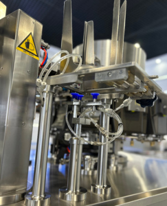 <span class=keywords><strong>Machine</strong></span> d'emballage rotative entièrement automatique <span class=keywords><strong>sous</strong></span> <span class=keywords><strong>vide</strong></span> pour maïs, viande et snacks en acier inoxydable 304 - Product Image 3