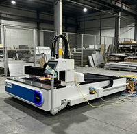 Nouvelle machine de découpe laser à fibre de type portique avec refroidissement par eau, commande Cypcut, servomoteur Yaskawa pour tôles métalliques