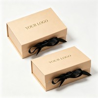Boîte d'emballage en carton de luxe avec logo personnalisé, boîte cadeau magnétique pliable avec ruban pour vêtements, assurance qualité
