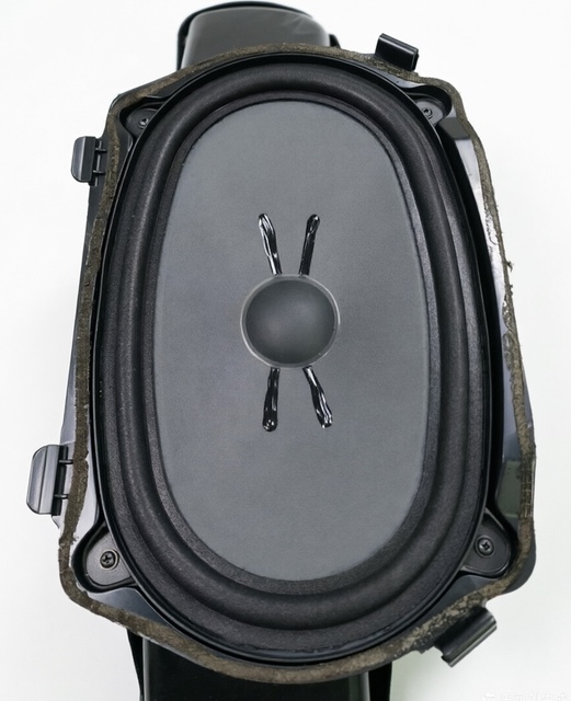 For Mercedes Benz S-Class W221 Car Door Horn S300 S350 S400 S450 Rear Platform Woofer Middle Speaker With Pure Original Bass